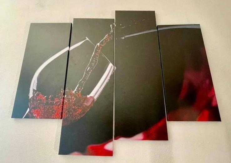 La CollinaRustico Jacuzzi & Wineアパートメント エクステリア 写真